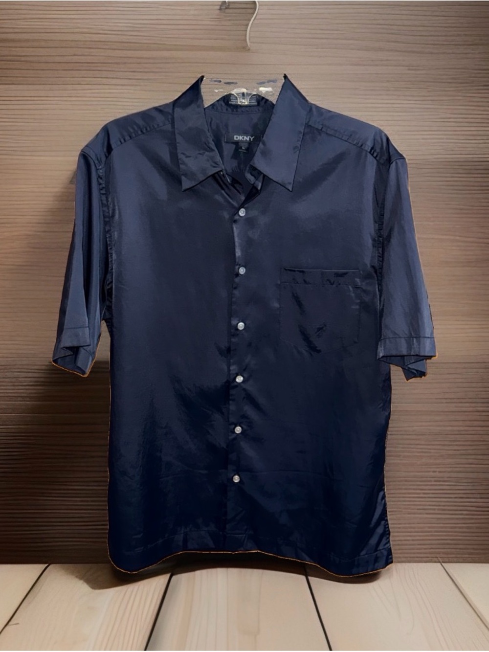 DKNY Men’s Black Satin Short-Sleeve Button-Down Shirt-L-EC